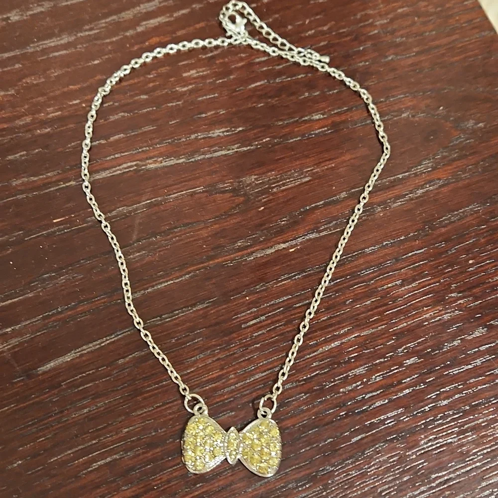 Beautiful Bow Necklace